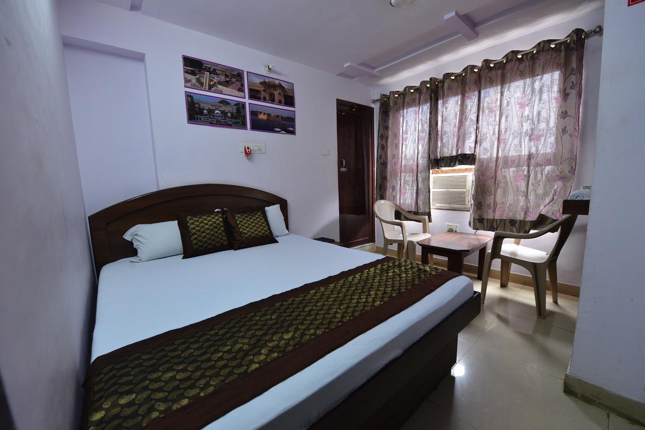 Hotel Mohit Palace Jaipur Eksteriør billede
